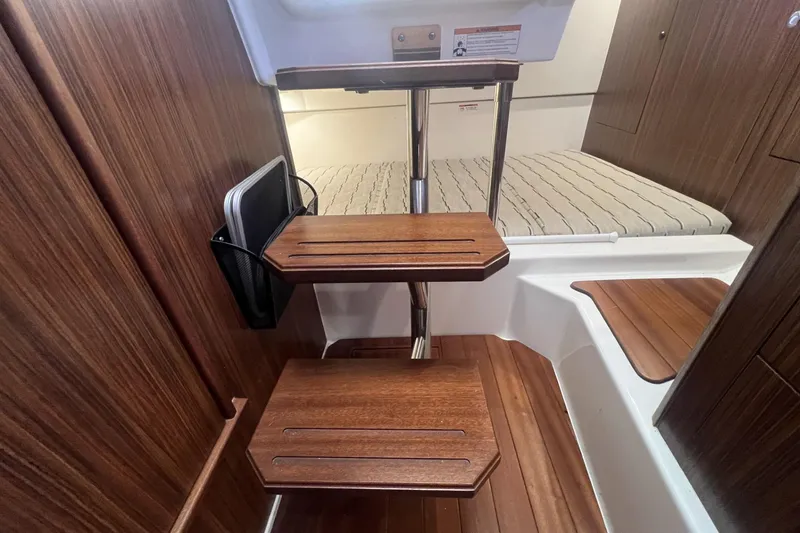 Slide: The Image of Pursuit 325 AUDACIOUS - Interior - 13