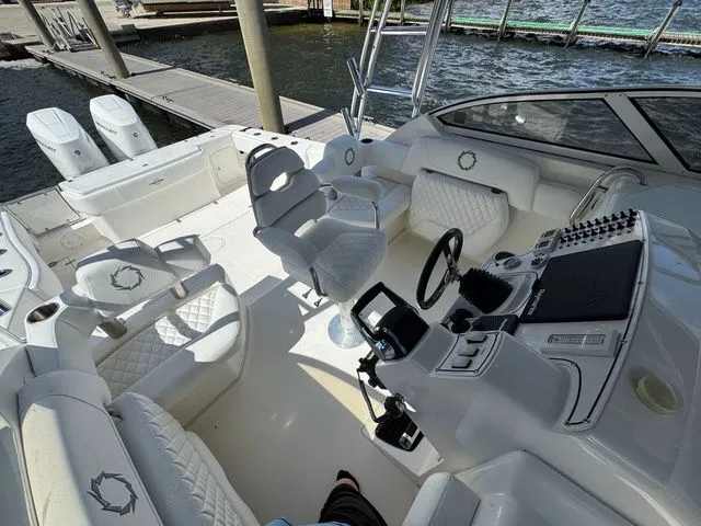 Slide: The Image of Fountain 33 Sportfish Cruiser 2007 - 13