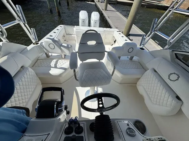 Slide: The Image of Fountain 33 Sportfish Cruiser 2007 - 8