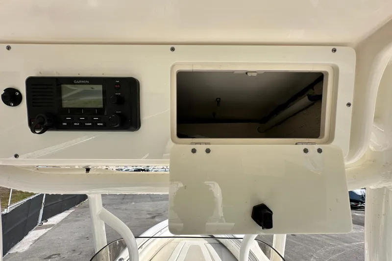 Slide: The Image of 2018 Blackwood 27 Bayboat console with joystick control and cup holder. - 32