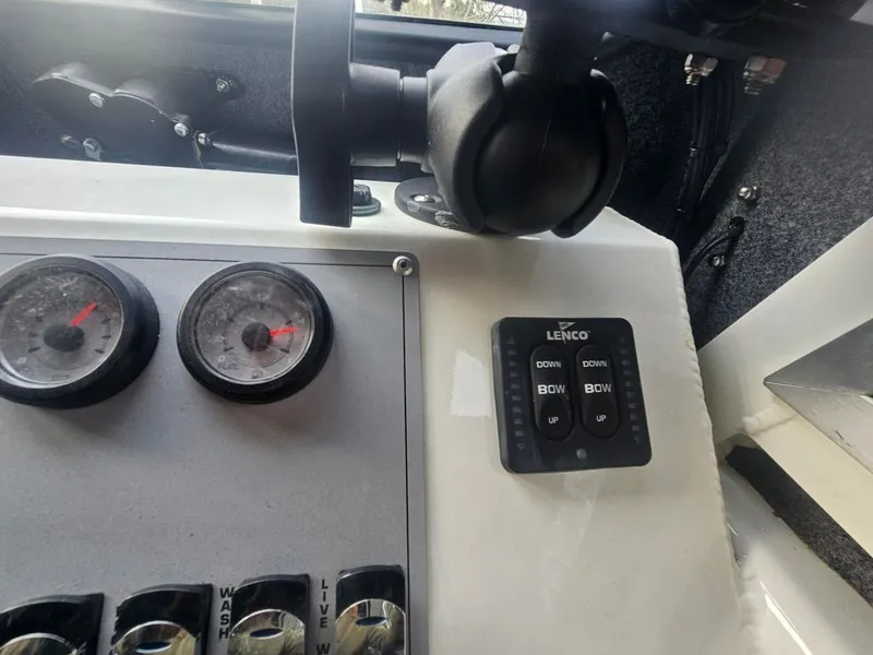 Slide: The Image of Thunder Jet 24 Alexis Pro 2021 - 16