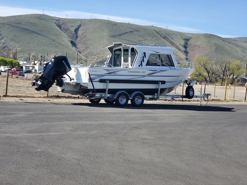 Slide: The Image of Thunder Jet 24 Alexis Pro 2021 - 4