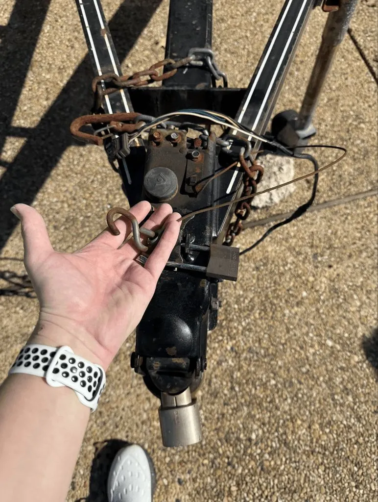 Slide: The Image of Chaparral 236 Sunesta 2004 - 12