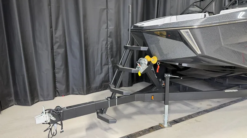 Slide: The Image of Nautique Super Air Nautique G23 2026 - 108