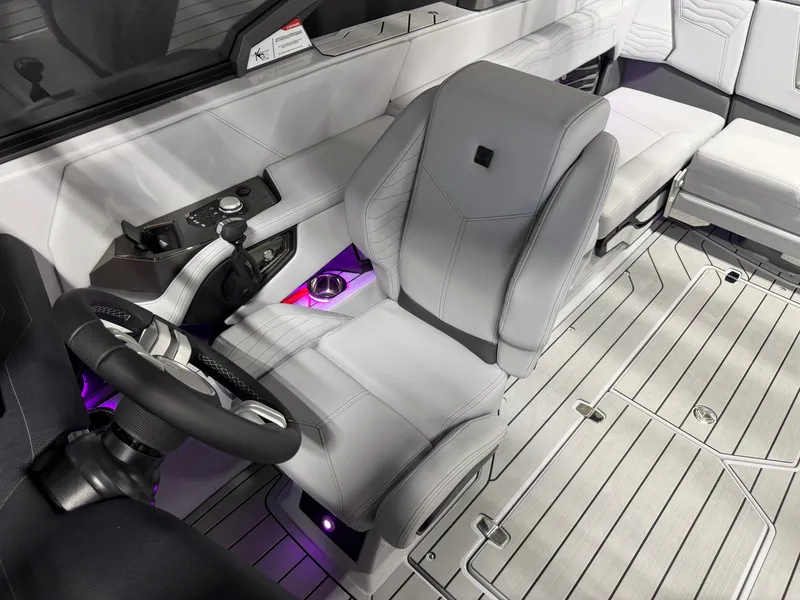 Slide: The Image of Nautique Super Air Nautique G23 2026 - 59