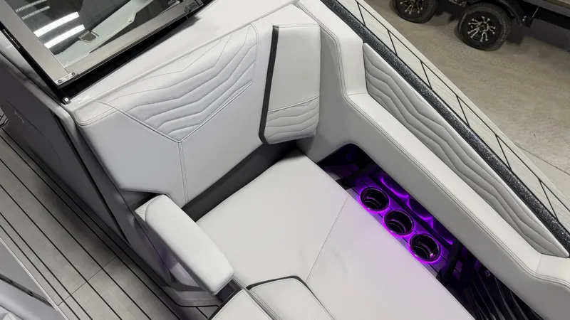Slide: The Image of Nautique Super Air Nautique G23 2026 - 85