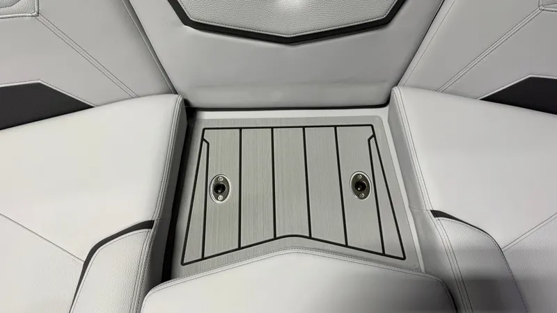 Slide: The Image of Nautique Super Air Nautique G23 2026 - 94