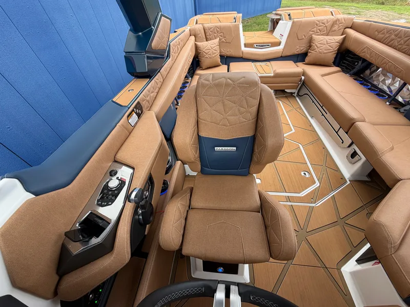 Slide: The Image of Nautique Super Air Nautique G25 Paragon 2026 - 30