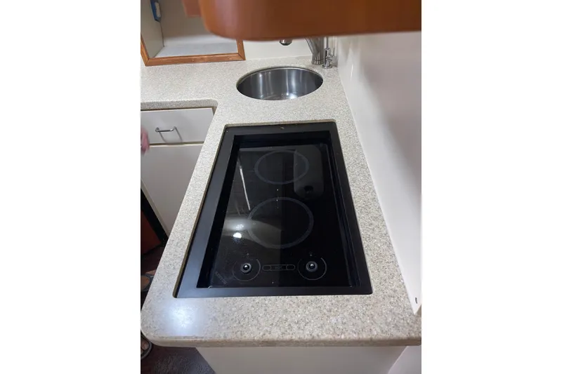 Slide: The Image of 1998 Mainship 40 Deck Salon - 7