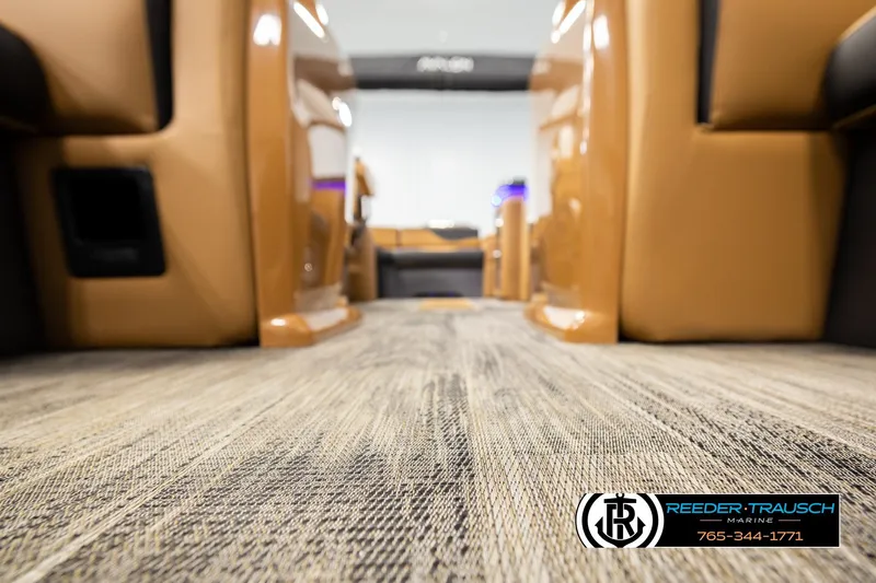 Slide: The Image of 2026 Avalon LSZ ELW interior with luxurious seating and textured flooring. - 46