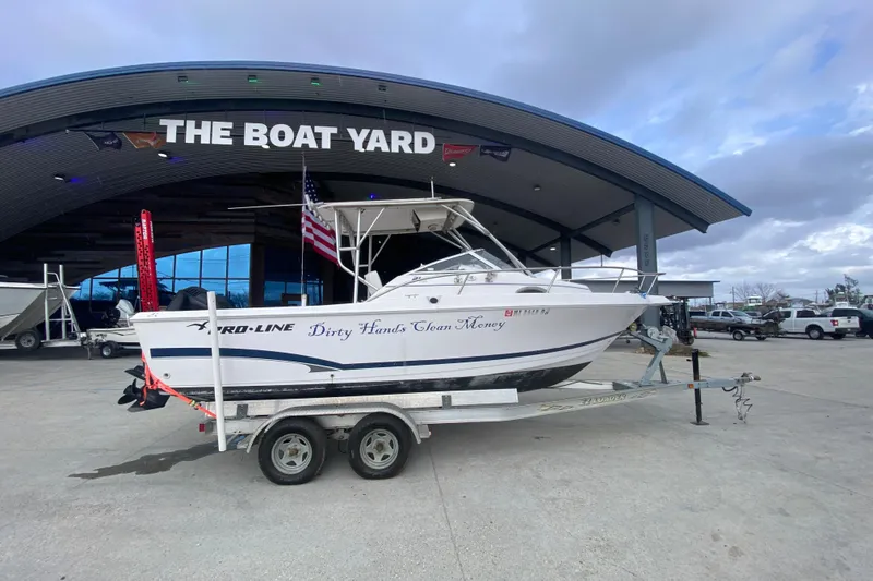 Slide: The Image of 2005 PROLINE 21 boat on trailer at The Boat Yard dealership. - 3