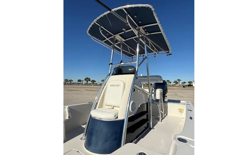 Slide: The Image of 2008 Pathfinder 2200 Tournament Edition boat with T-top under clear blue sky. - 6