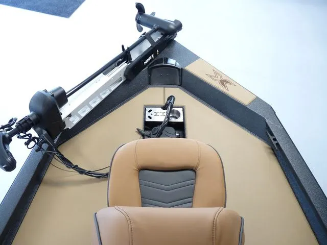 Slide: The Image of Xpress Hyper-Lift Bass H20 2026 - 5