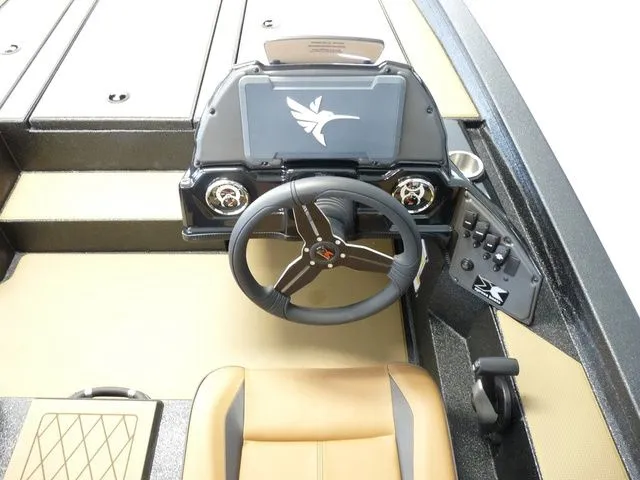 Slide: The Image of Xpress Hyper-Lift Bass H20 2026 - 7