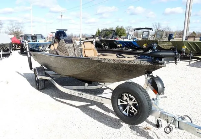 Slide: The Image of Xpress Hyper-Lift Crappie H18C 2026 - 5