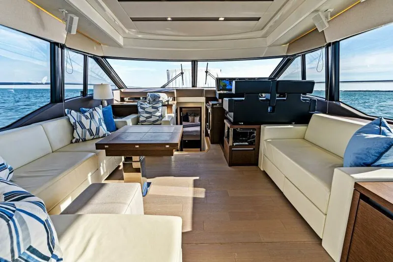 Slide: The Image of Salon - 1