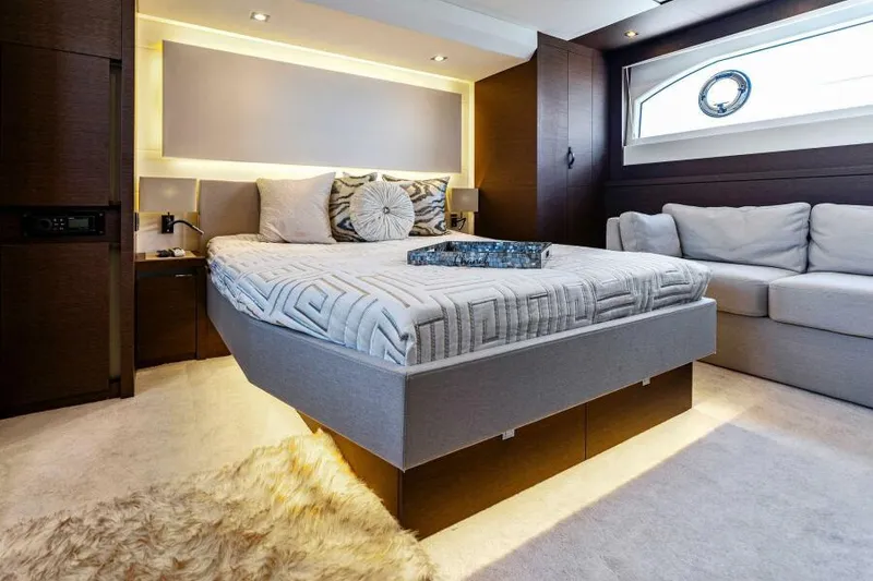 Slide: The Image of Master Stateroom - 27