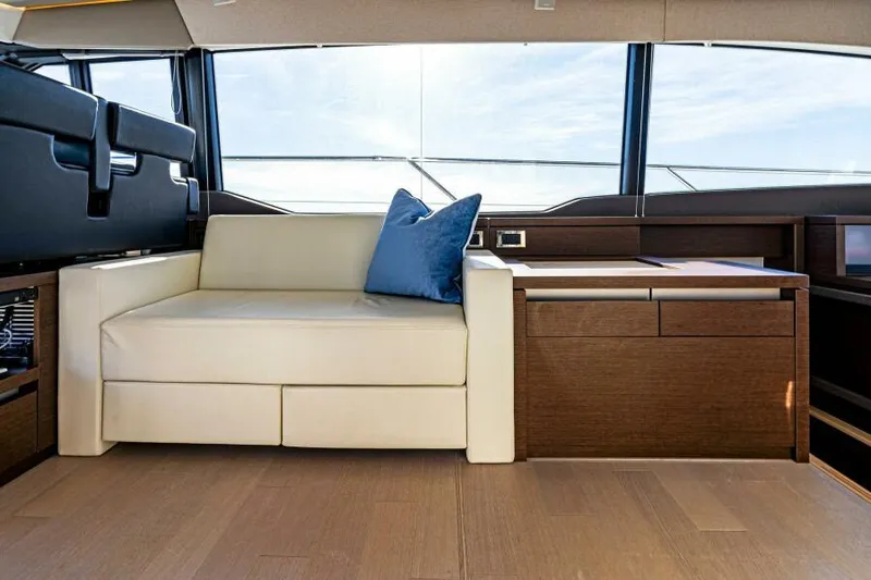 Slide: The Image of Salon - 3