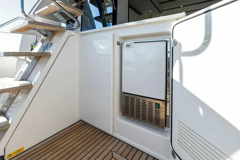 Slide: The Image of Cockpit - 65