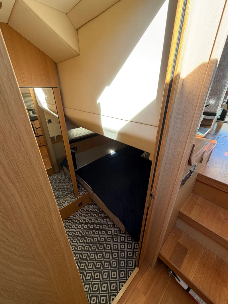 Slide: The Image of Fairline Squadron 42 2015 - 27