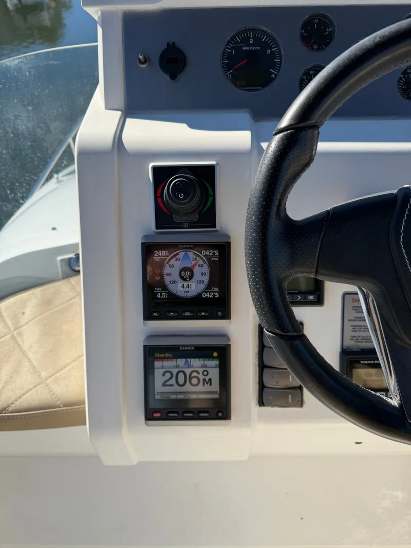 Slide: The Image of Fairline Squadron 42 2015 - 4