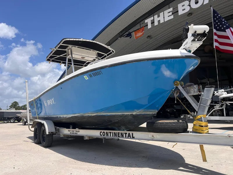 Slide: The Image of Mako 221 Center Console 1999 - 2