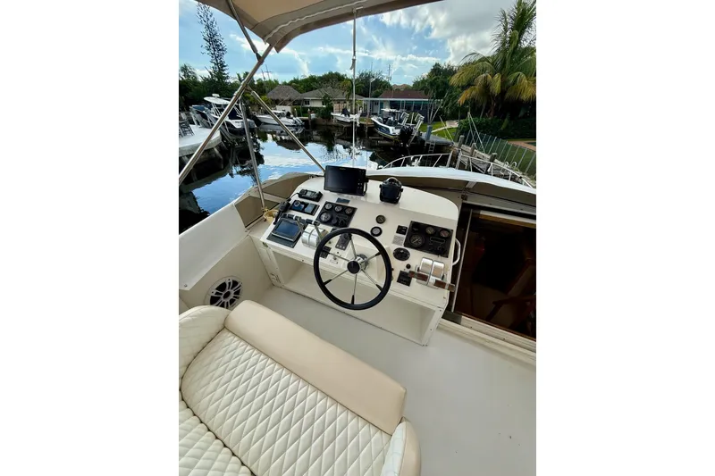 Slide: The Image of Flybridge Helm - 24