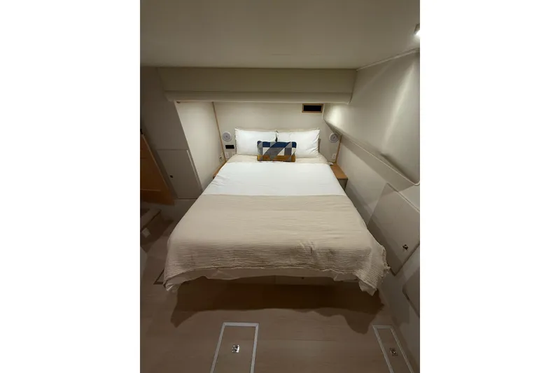 Slide: The Image of Master Stateroom - 30