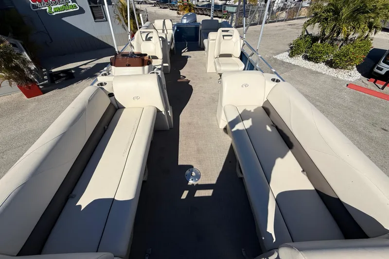 Slide: The Image of 2020 Avalon 2280 Venture Quad Lounger with spacious seating and modern design. - 10