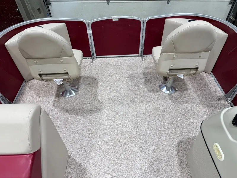 Slide: The Image of Weeres 200 Allure Fish Pontoon 2016 - 3