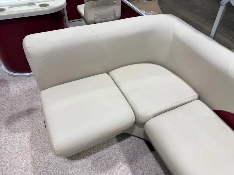 Slide: The Image of Weeres 200 Allure Fish Pontoon 2016 - 35