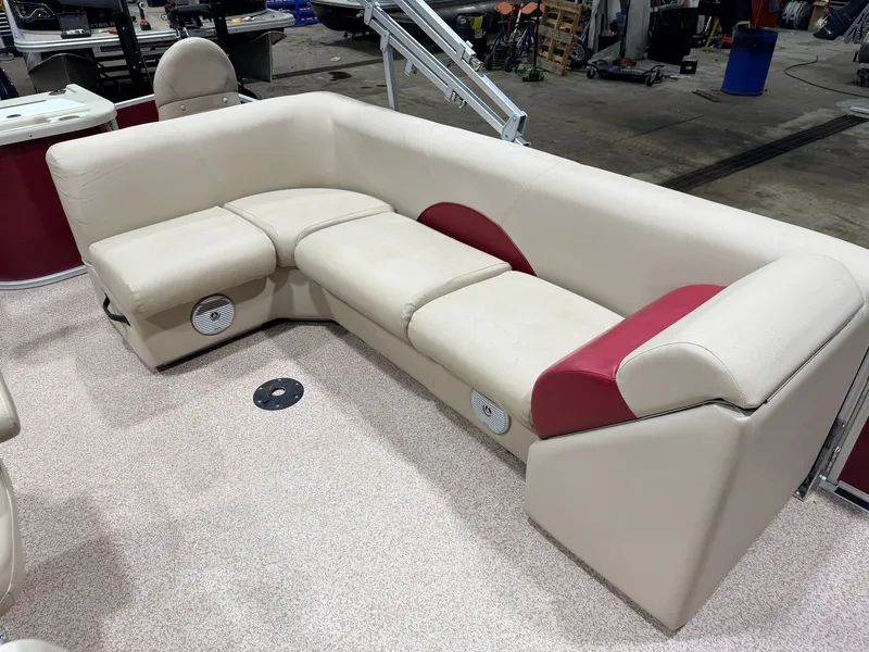 Slide: The Image of Weeres 200 Allure Fish Pontoon 2016 - 37