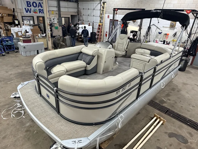 The Image of Premier 200 Sunsation Pontoon 2015 - 1