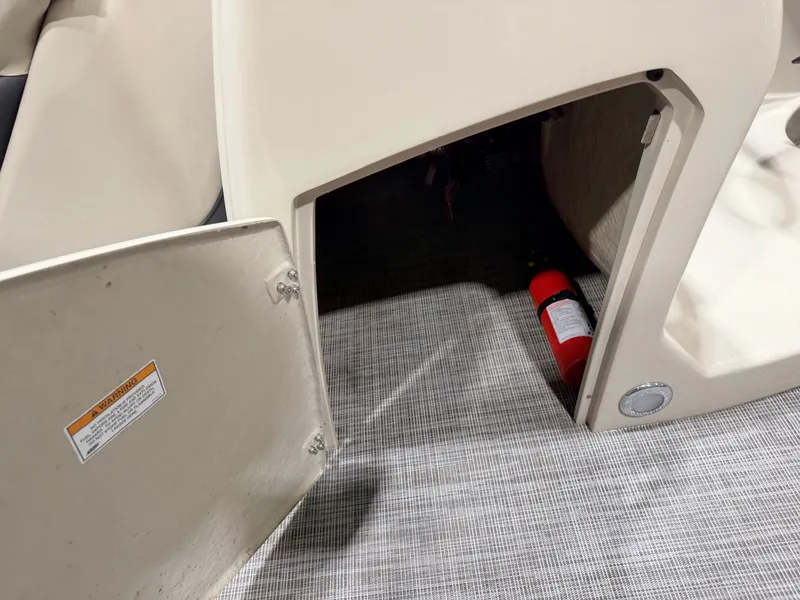 Slide: The Image of Premier 200 Sunsation Pontoon 2015 - 18