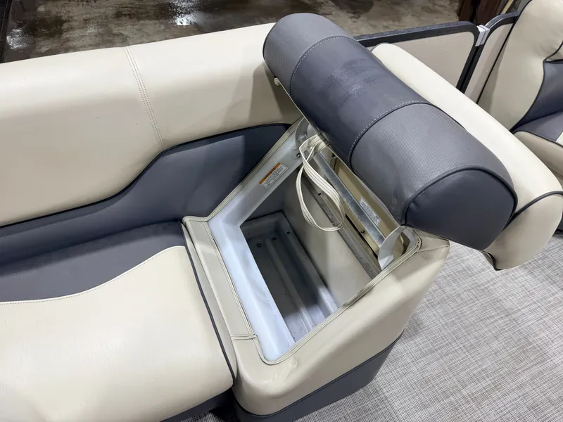Slide: The Image of Premier 200 Sunsation Pontoon 2015 - 29