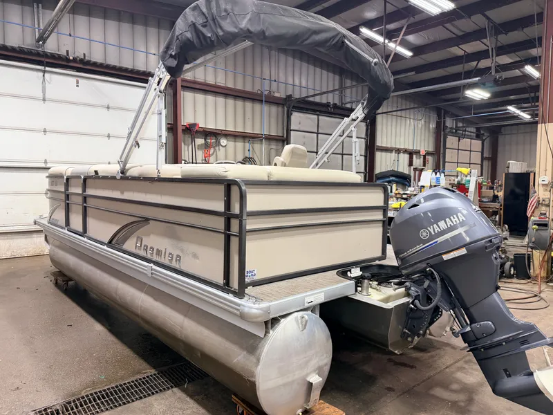 Slide: The Image of Premier 200 Sunsation Pontoon 2015 - 45