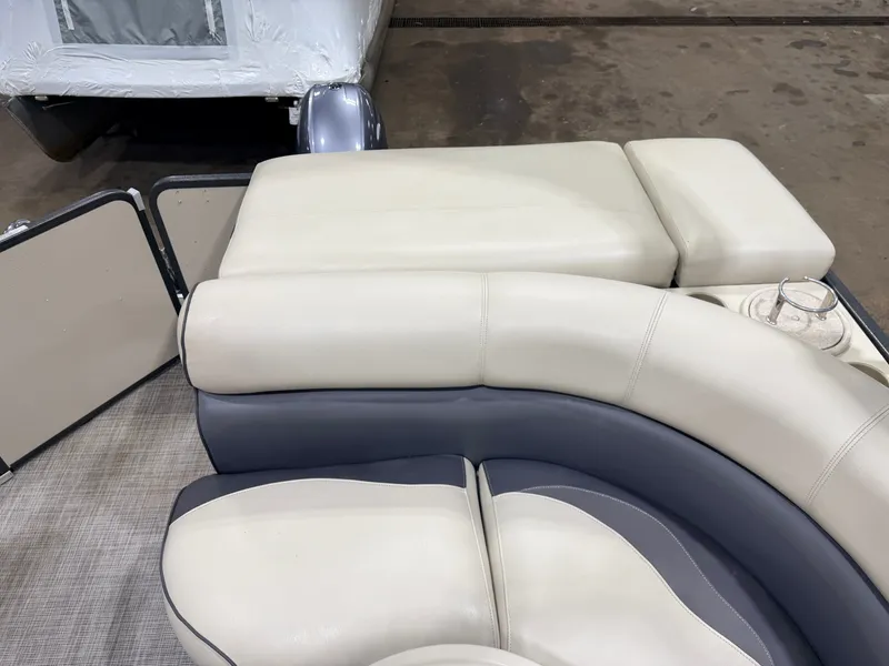 Slide: The Image of Premier 200 Sunsation Pontoon 2015 - 7