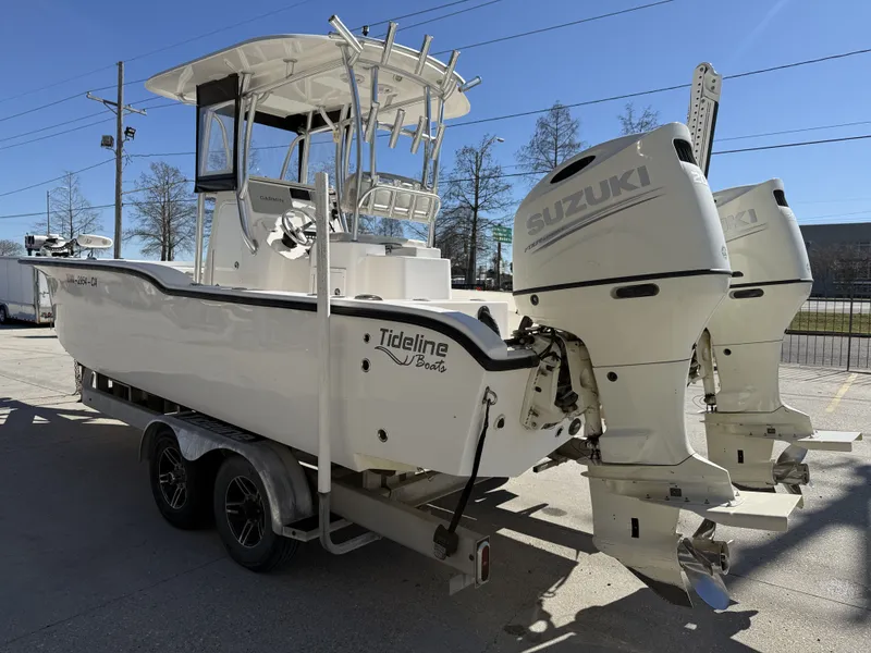 Slide: The Image of TideLine Boats 235 Hybrid 2020 - 11