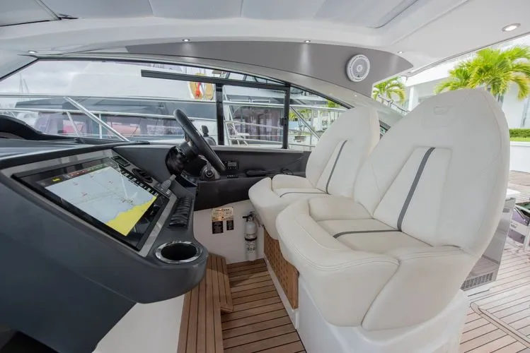 Slide: The Image of 2025 Princess V40 - Image 27 - 27