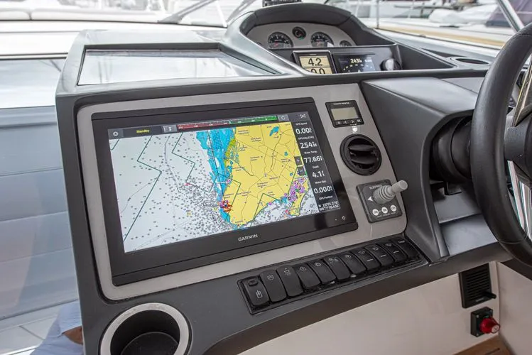 Slide: The Image of 2025 Princess V40 - Image 30 - 30