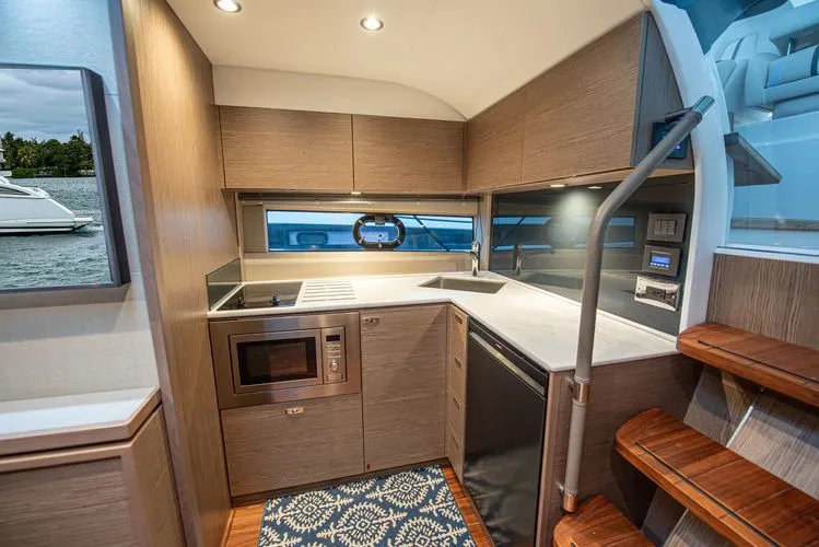 Slide: The Image of 2025 Princess V40 - Image 35 - 35