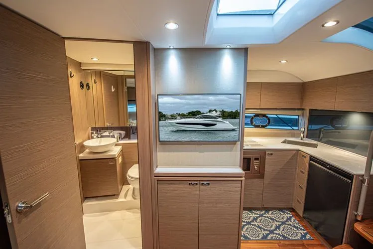 Slide: The Image of 2025 Princess V40 - Image 41 - 41