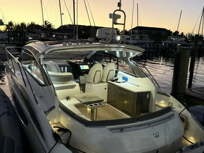 Slide: The Image of 2025 Princess V40 - Image 6 - 6