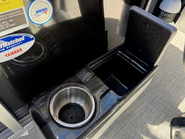 Slide: The Image of Avalon Venture Quad Lounge - 19' 2026 - 14