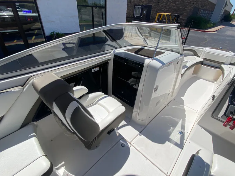 Slide: The Image of Yamaha 242 Limited S 2015 - 14