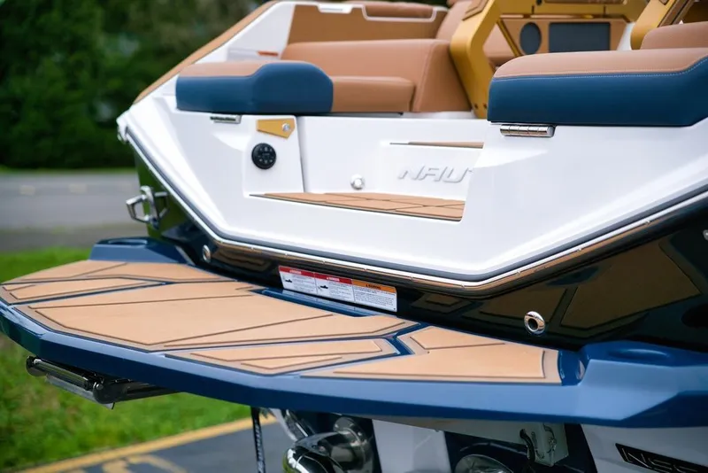 Slide: The Image of Nautique Super Air Nautique G23 Paragon 2024 - 6
