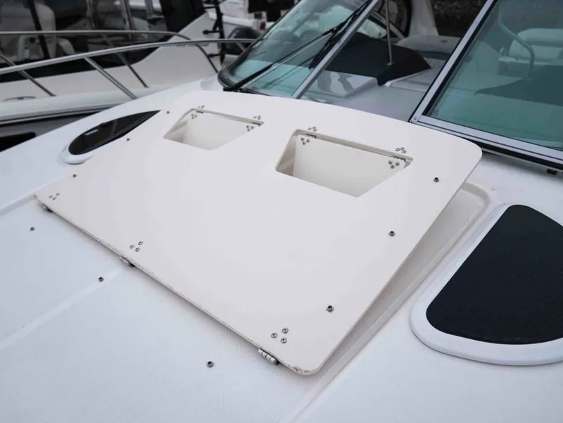 Slide: The Image of Regal 33 Express 2026 boat deck with ventilation hatch. - 41