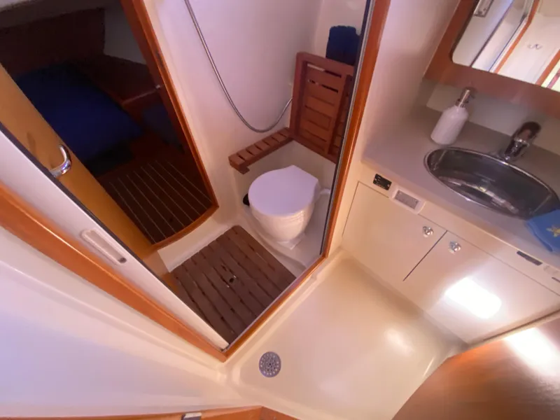 Slide: The Image of Hunter 38 2006 - 52