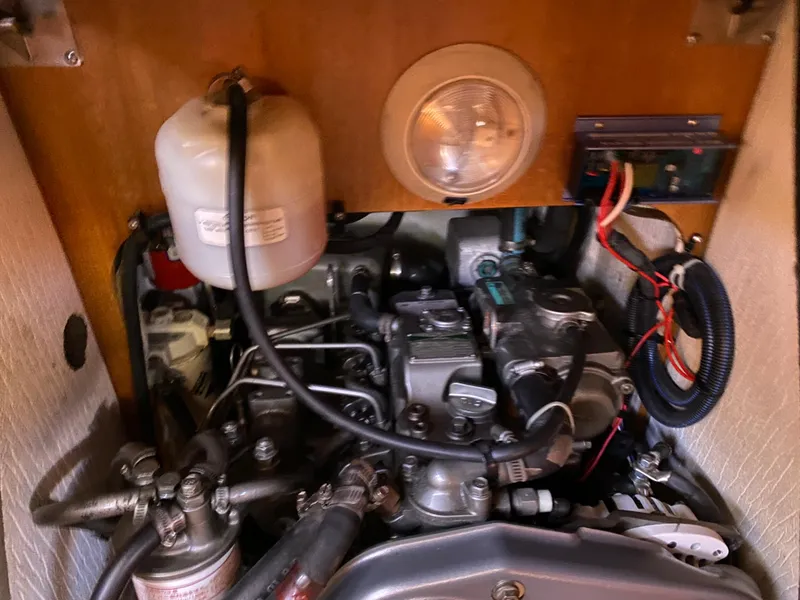 Slide: The Image of Hunter 38 2006 - 59