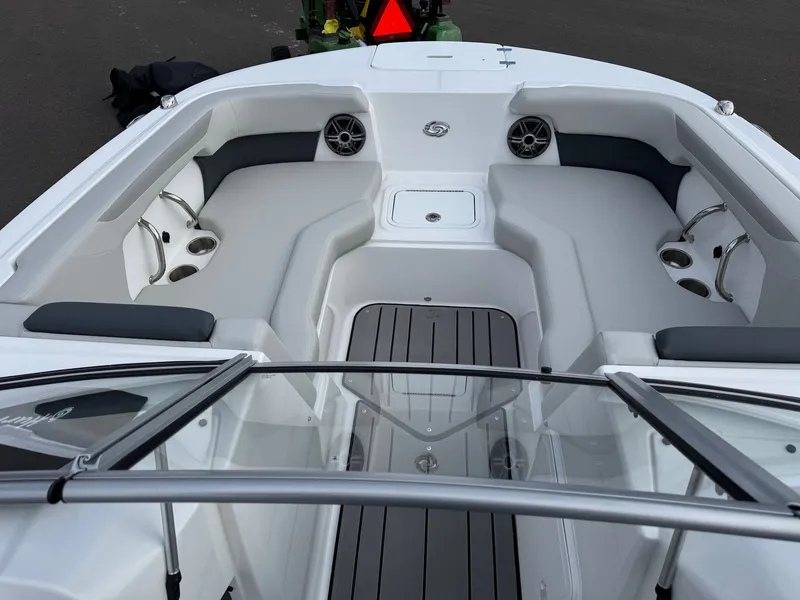 Slide: The Image of Hurricane SD2050-OB 2026 - 13